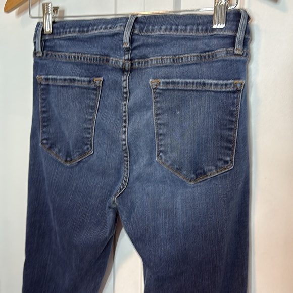 Frame Denim | Le Skinny de Jeanne Crop Dark Blue Jeans - distressed - 29 - Picture 5 of 6